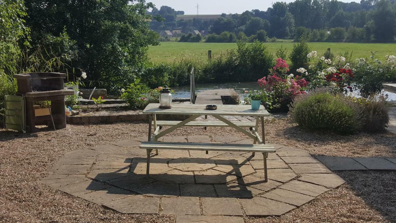 Chambre D'Hote Au Moulin De Longueil Bagian luar foto